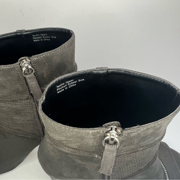 Daya by Zendaya Klare Gray Peep Toe Heeled Bootie - Picture 6 of 9